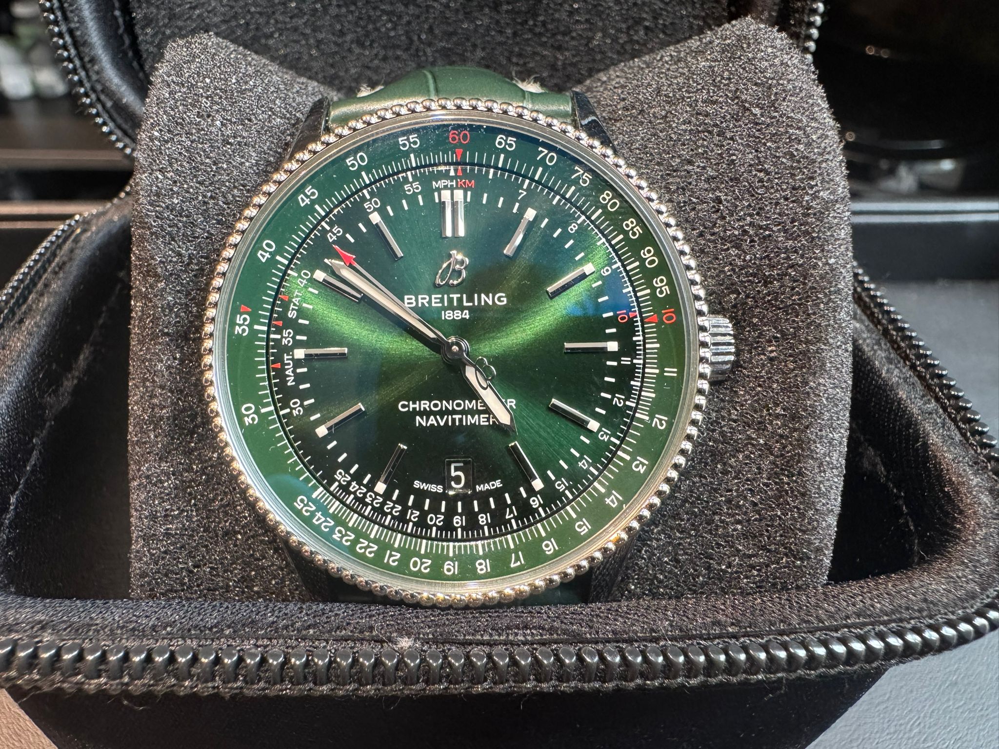Breitling Navitimer - 2023